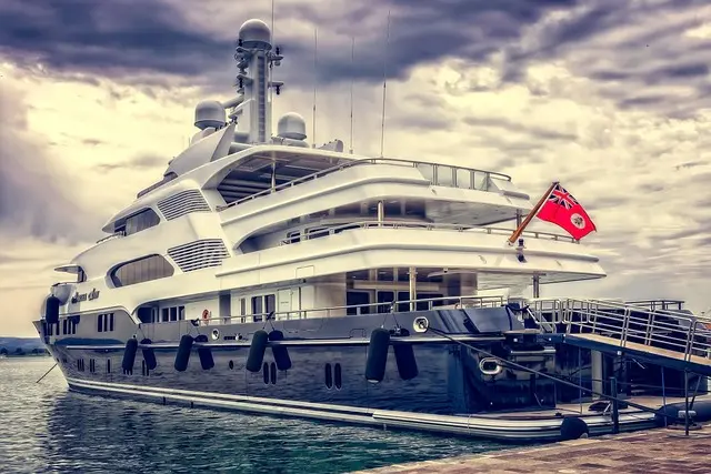 Guide Complet des Meilleurs Hôtels de Luxe à Travers le Monde